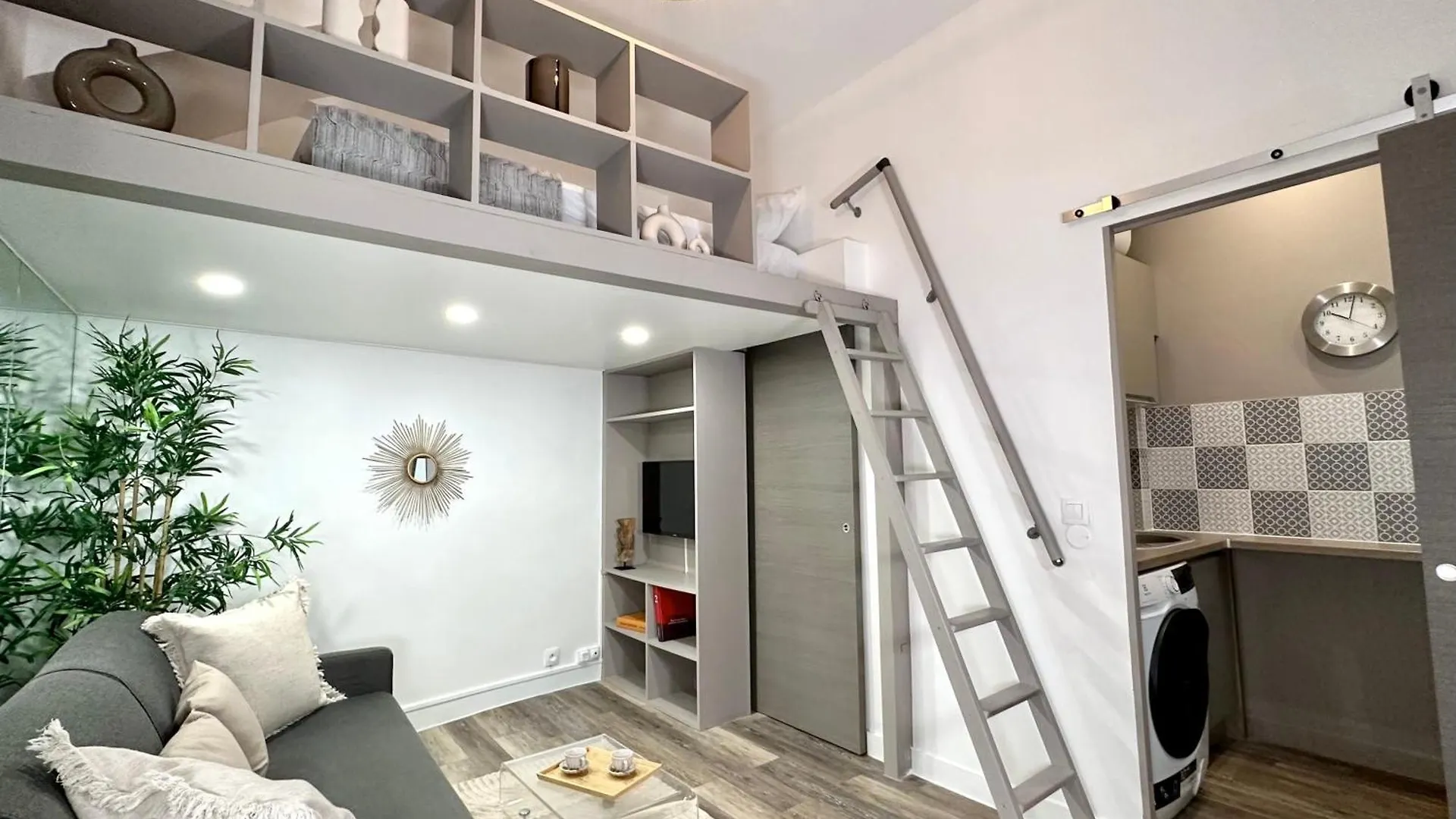 Stylish Studio Steps From Le Marais Paris Apartment