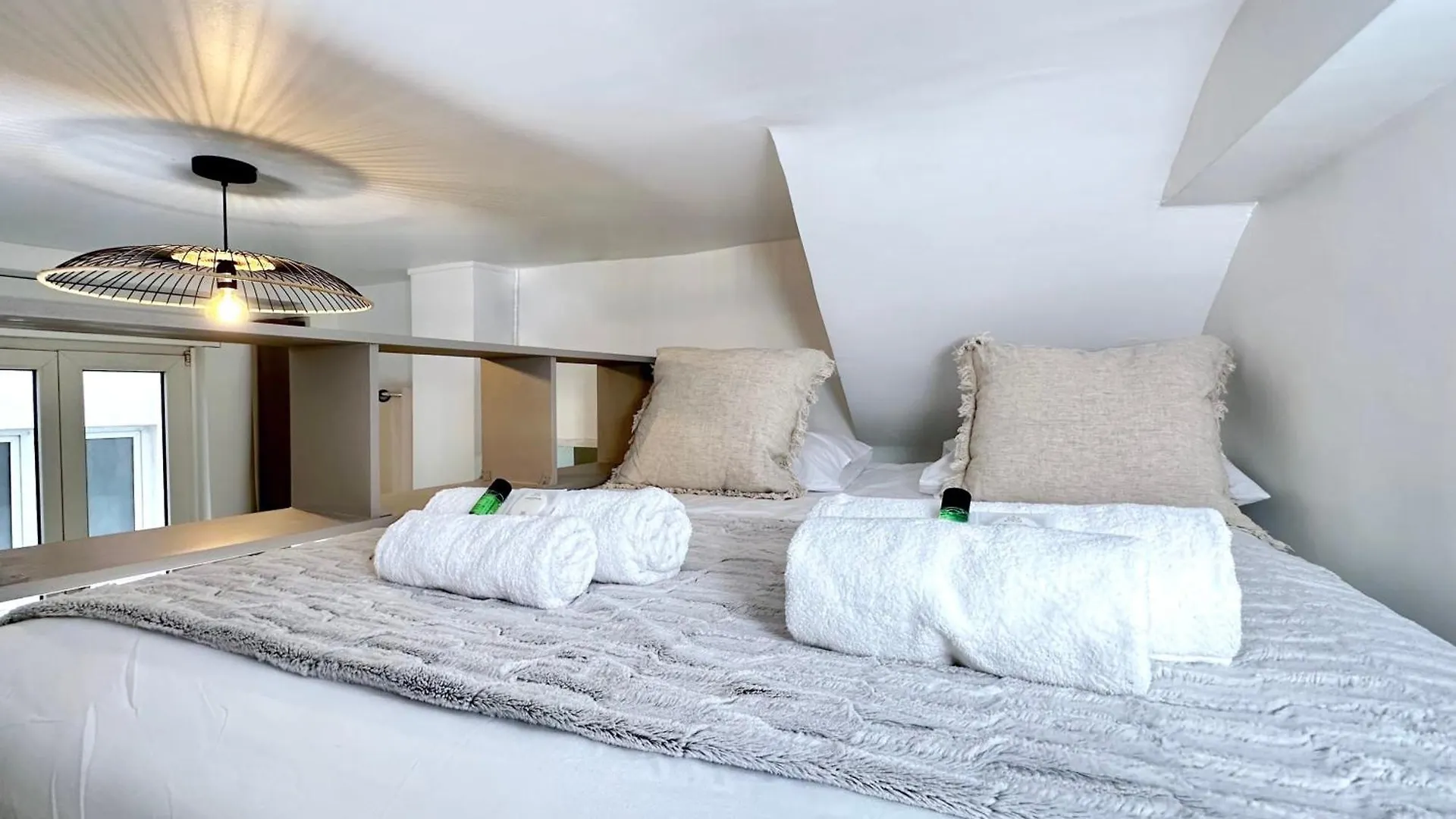 Stylish Studio Steps From Le Marais Paris 0*,  France